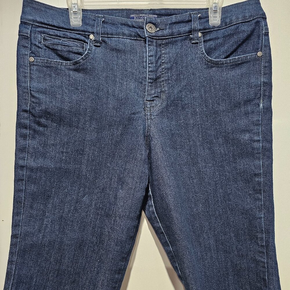 Jean Shorts Made By Bandolino Size 12 Made in Jordan Knee Shorts